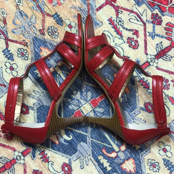 ♦️ALFANI ‘Delia’ Red Leather Gladiator Back Zip Heel Dress Sandals - Picture 7 of 9